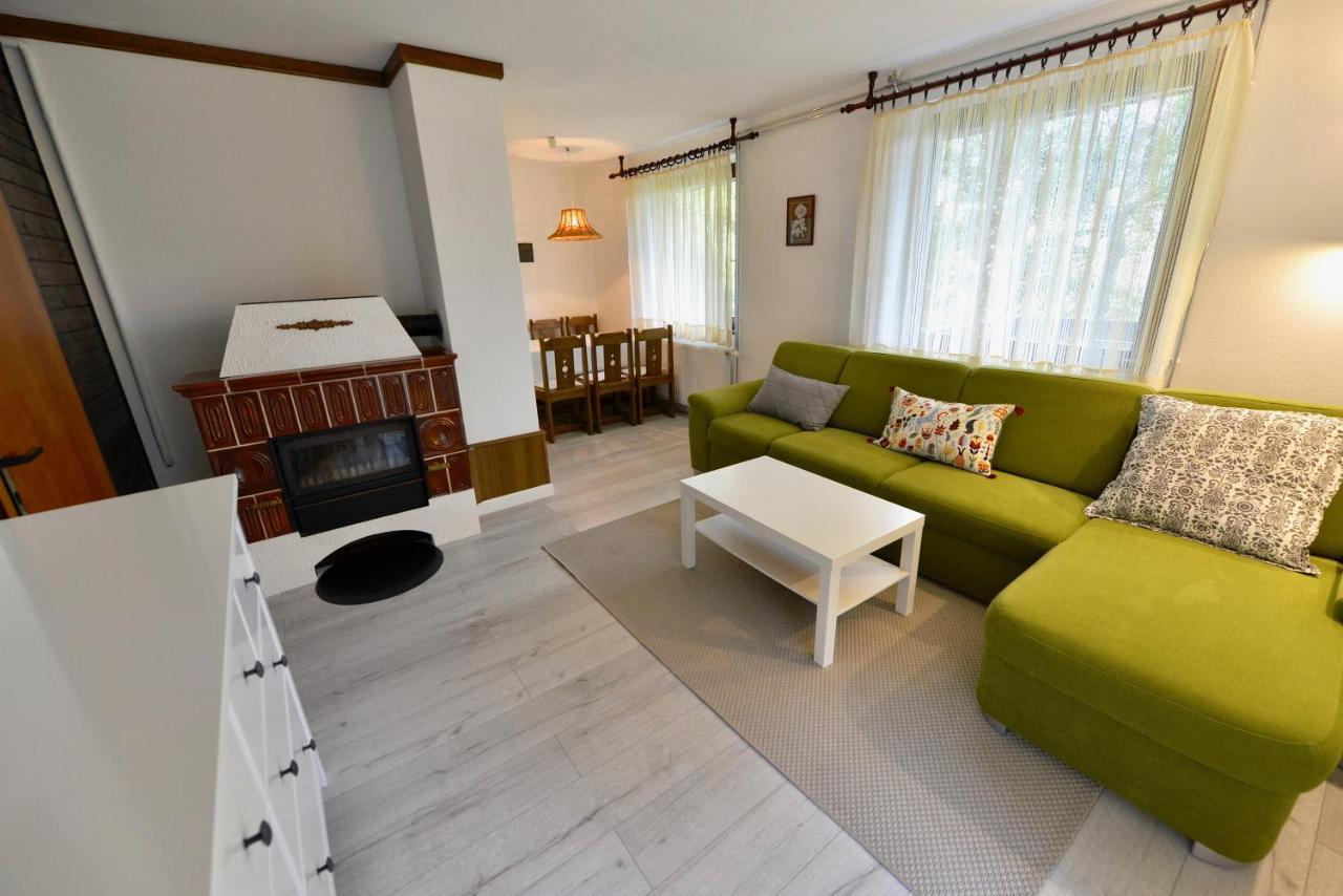 Holiday Home Davca ツェルクノ エクステリア 写真
