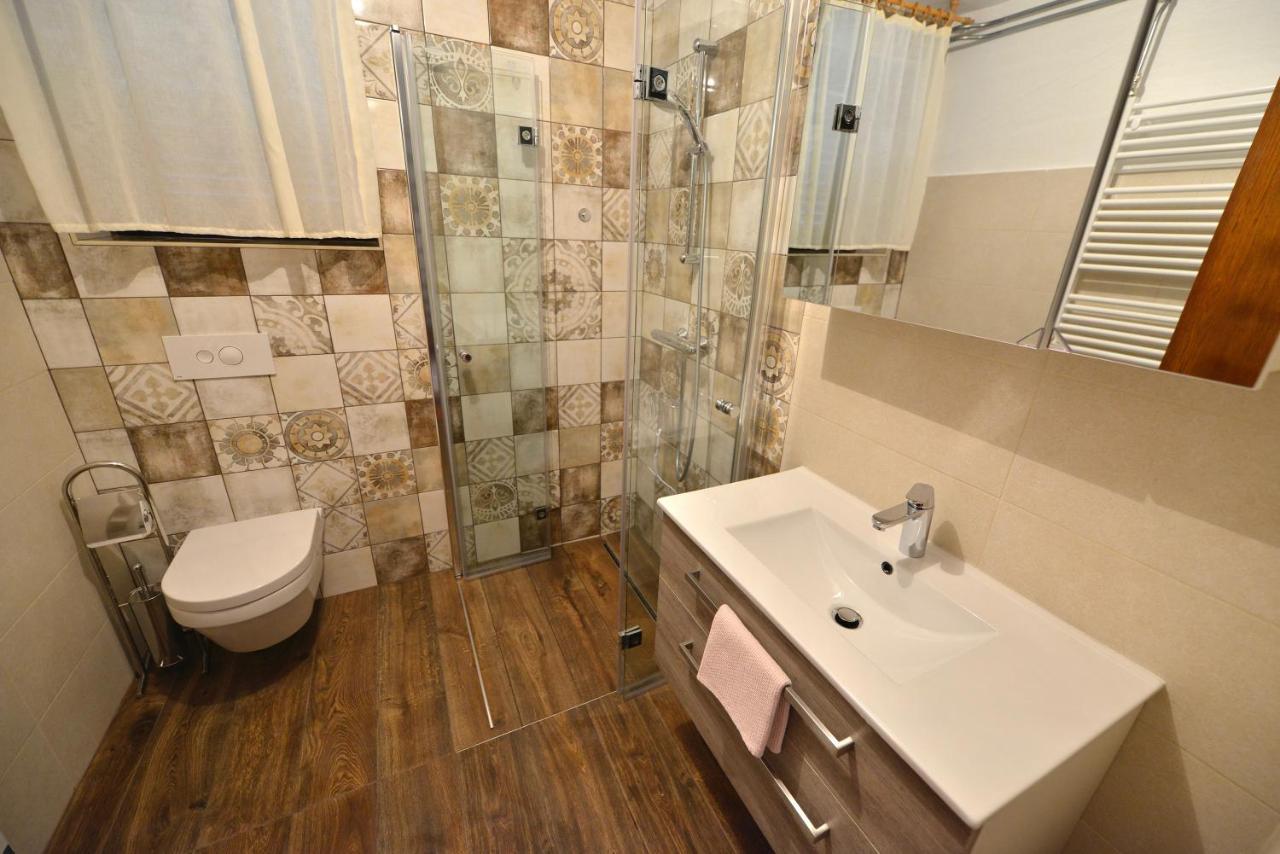 Holiday Home Davca ツェルクノ エクステリア 写真